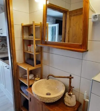 Mliko I Palenta Apartment Razanac
