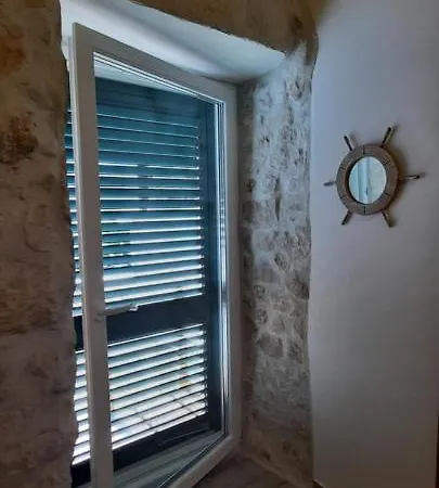 Mliko I Palenta Razanac