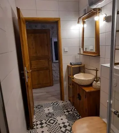 Apartment Mliko I Palenta Razanac