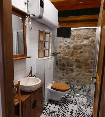 Apartment Mliko I Palenta