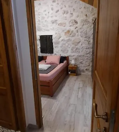 Mliko I Palenta Razanac